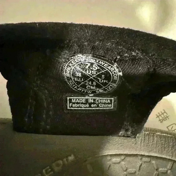 KEEN blue & grey Whisper Sandal - unisex size 7.5 - Picture 9 of 9